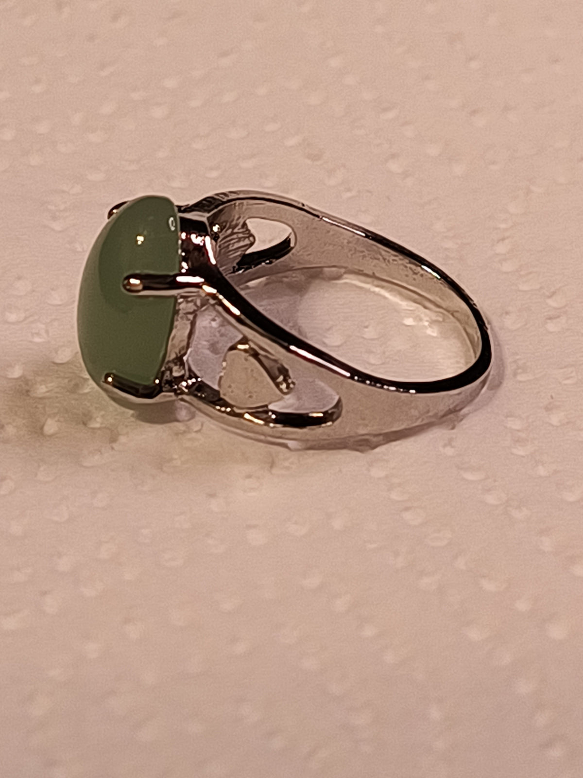 Green Chalcedony Ring - Size 9